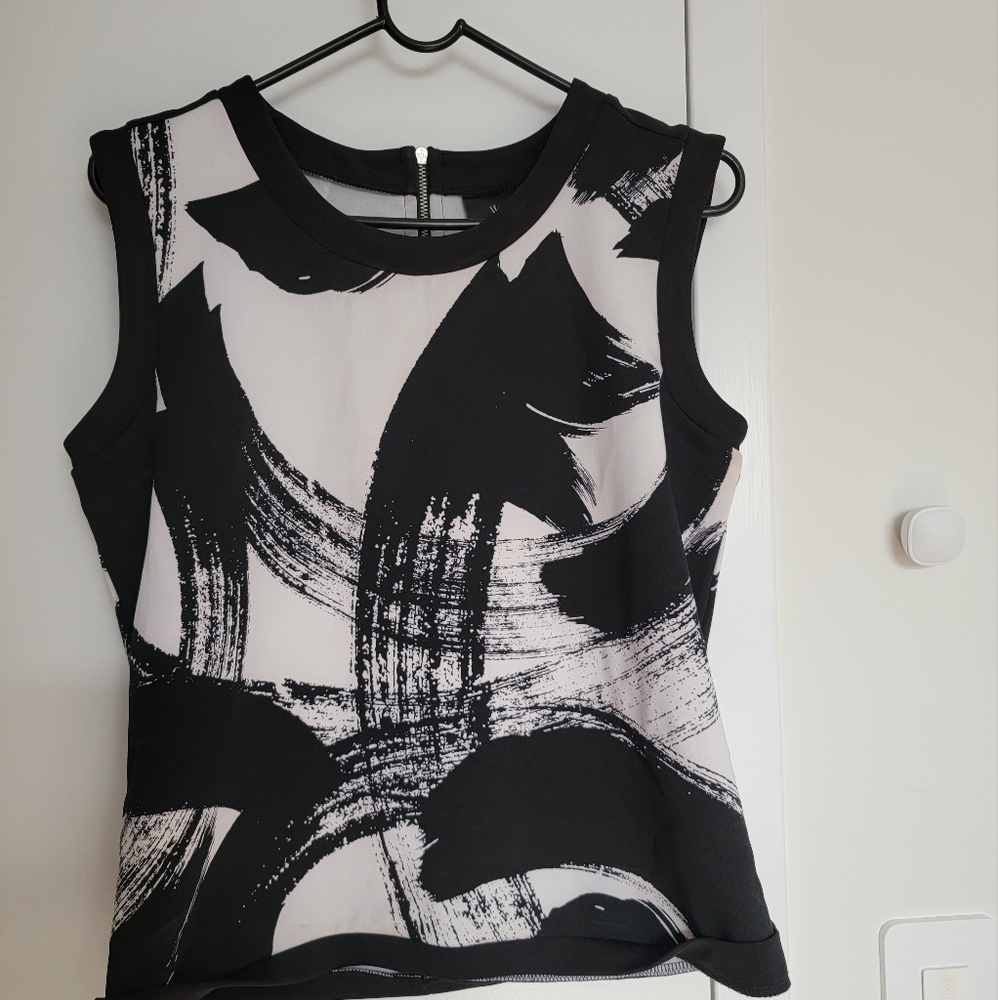 Women's top, Medium , Black and White, Crop